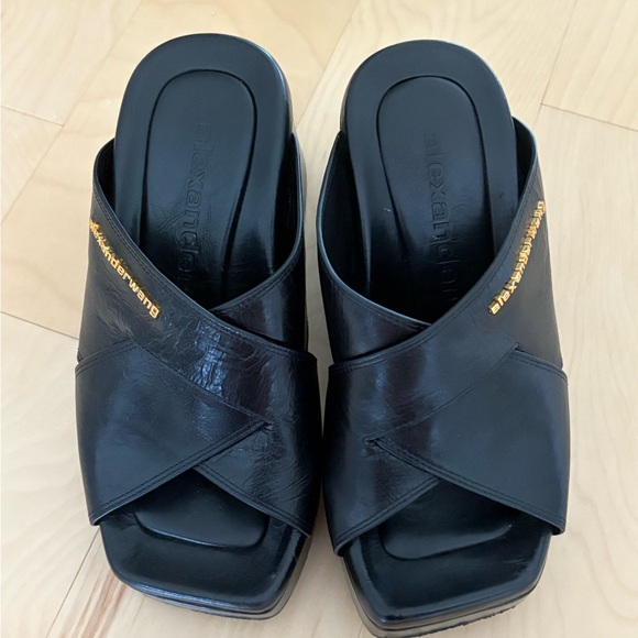 Alexander Wang FLOAT CRISS-CROSS PLATFORM SANDAL - Picture 1 of 5